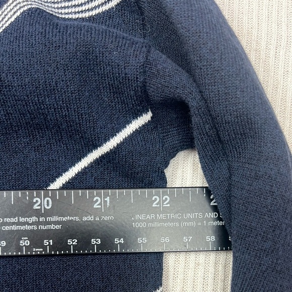 J. Jill Wearever Collection Women’s Medium Petite MP Top Blouse Navy/White - Picture 7 of 8